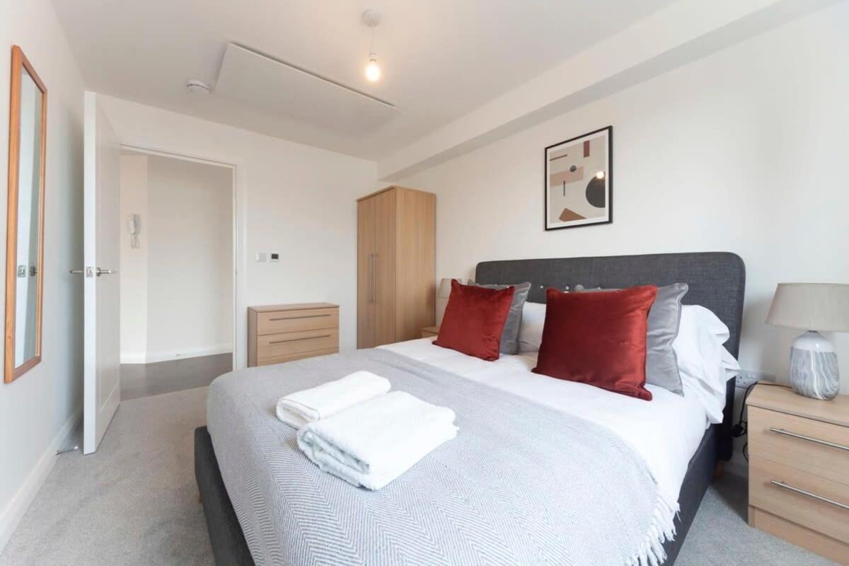 Lovely 1 Bedroom Apartment In Ashford Ashford  Exterior photo